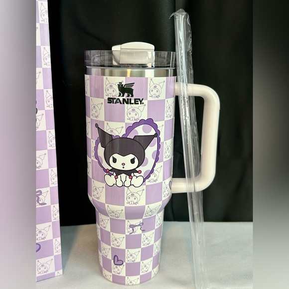Stanley Kuromi 40 oz Tumbler Set - Picture 4 of 4